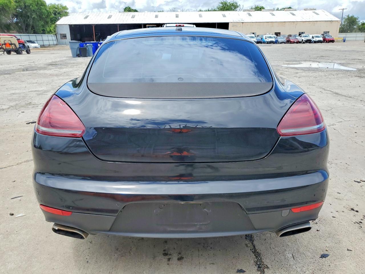 2014 Porsche Panamera 2 Black vin: WP0AA2A71EL005349