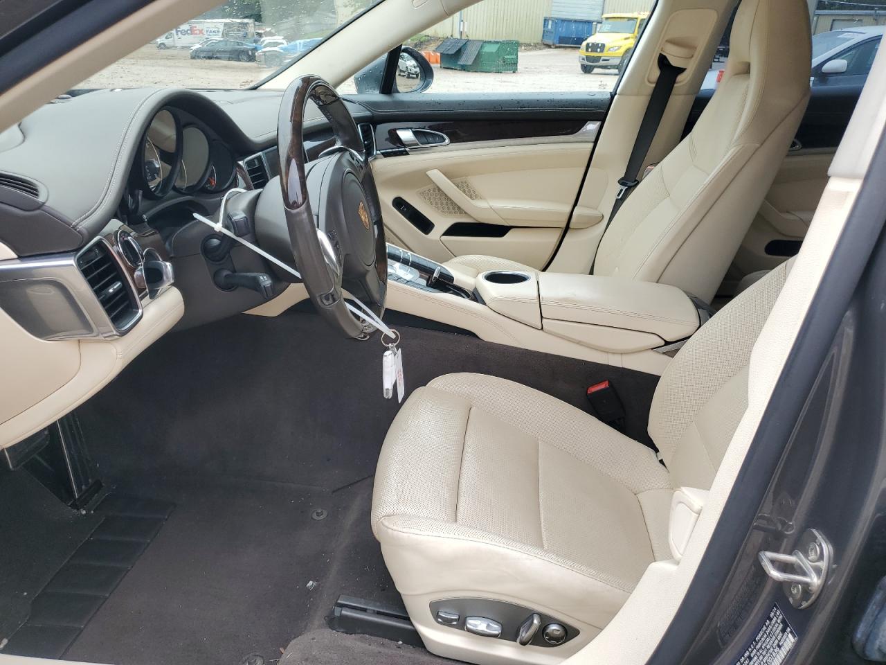 2015 Porsche Panamera 2 Gray vin: WP0AA2A71FL001836