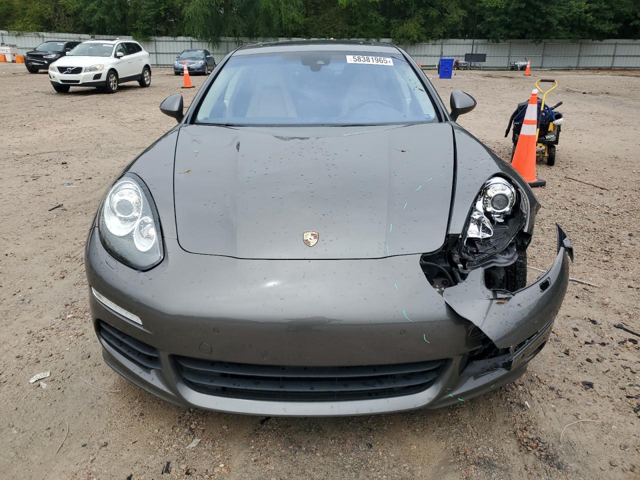2015 Porsche Panamera 2 Gray vin: WP0AA2A71FL001836