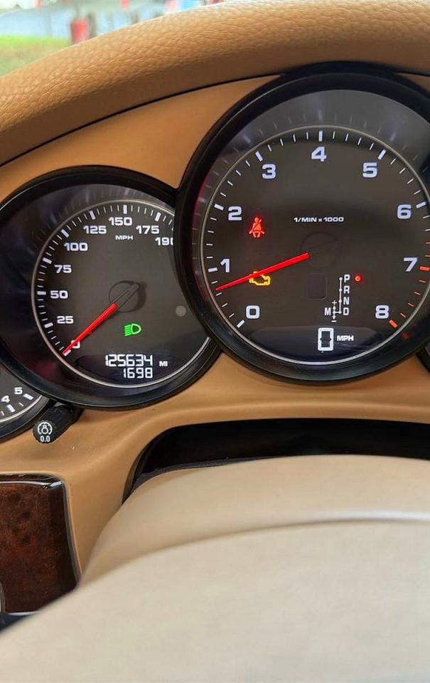 2015 Porsche Panamera 2 Белый vin: WP0AA2A72FL000498