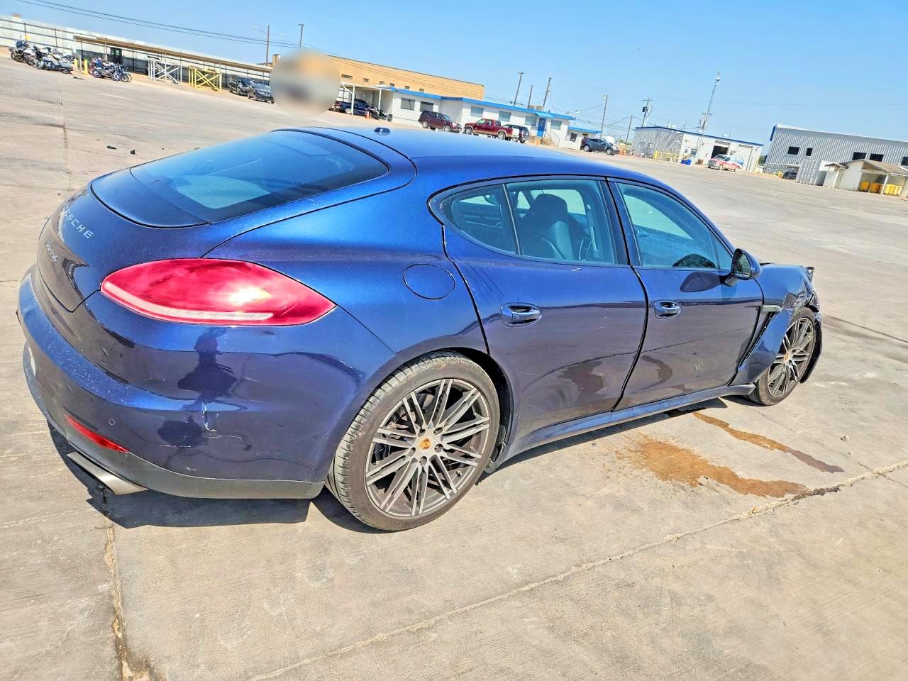 2015 Porsche Panamera S Синий vin: WP0AA2A72FL001411
