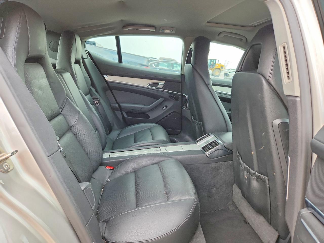 2011 Porsche Panamera 2 Silver vin: WP0AA2A73BL010466