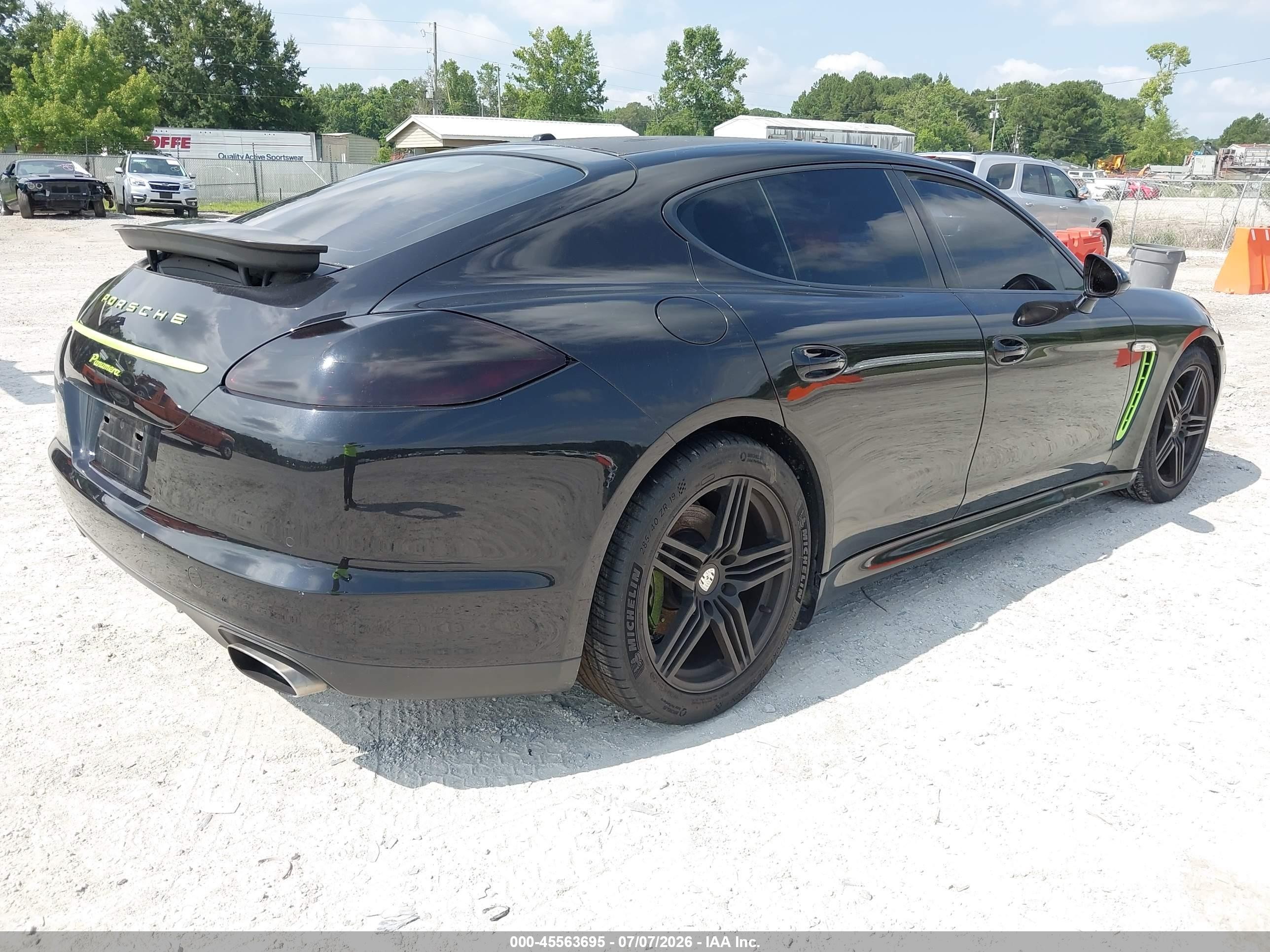 2012 Porsche Panamera 4 Black vin: WP0AA2A73CL014003