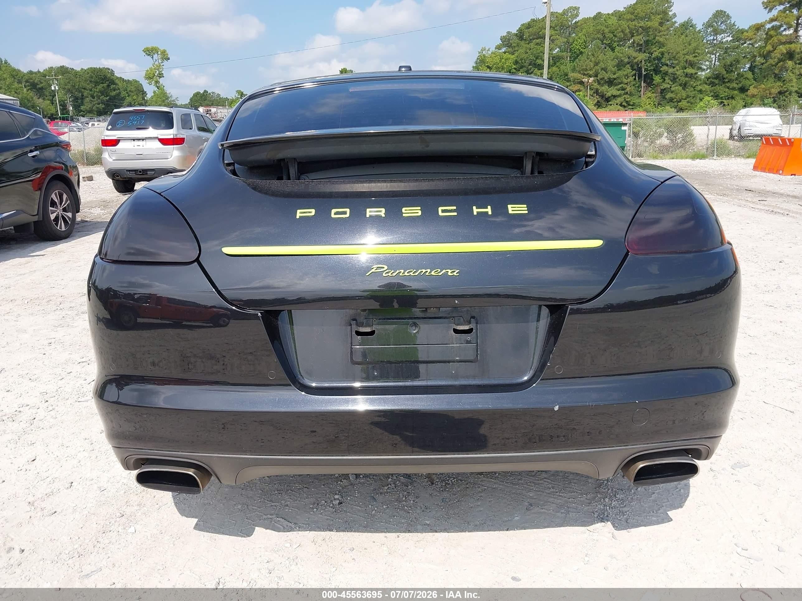 2012 Porsche Panamera 4 Black vin: WP0AA2A73CL014003