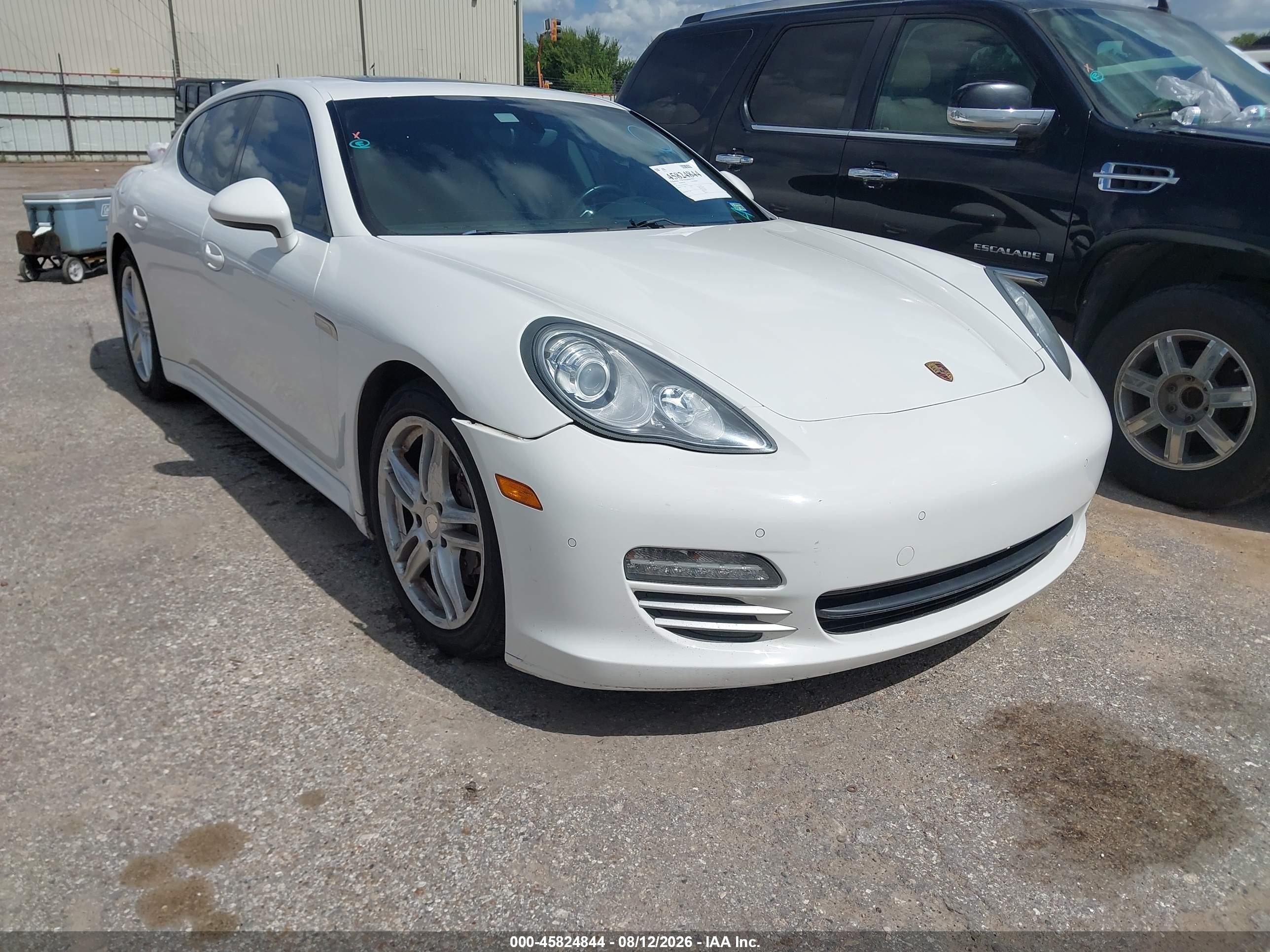 2012 Porsche Panamera 4 White vin: WP0AA2A73CL071611