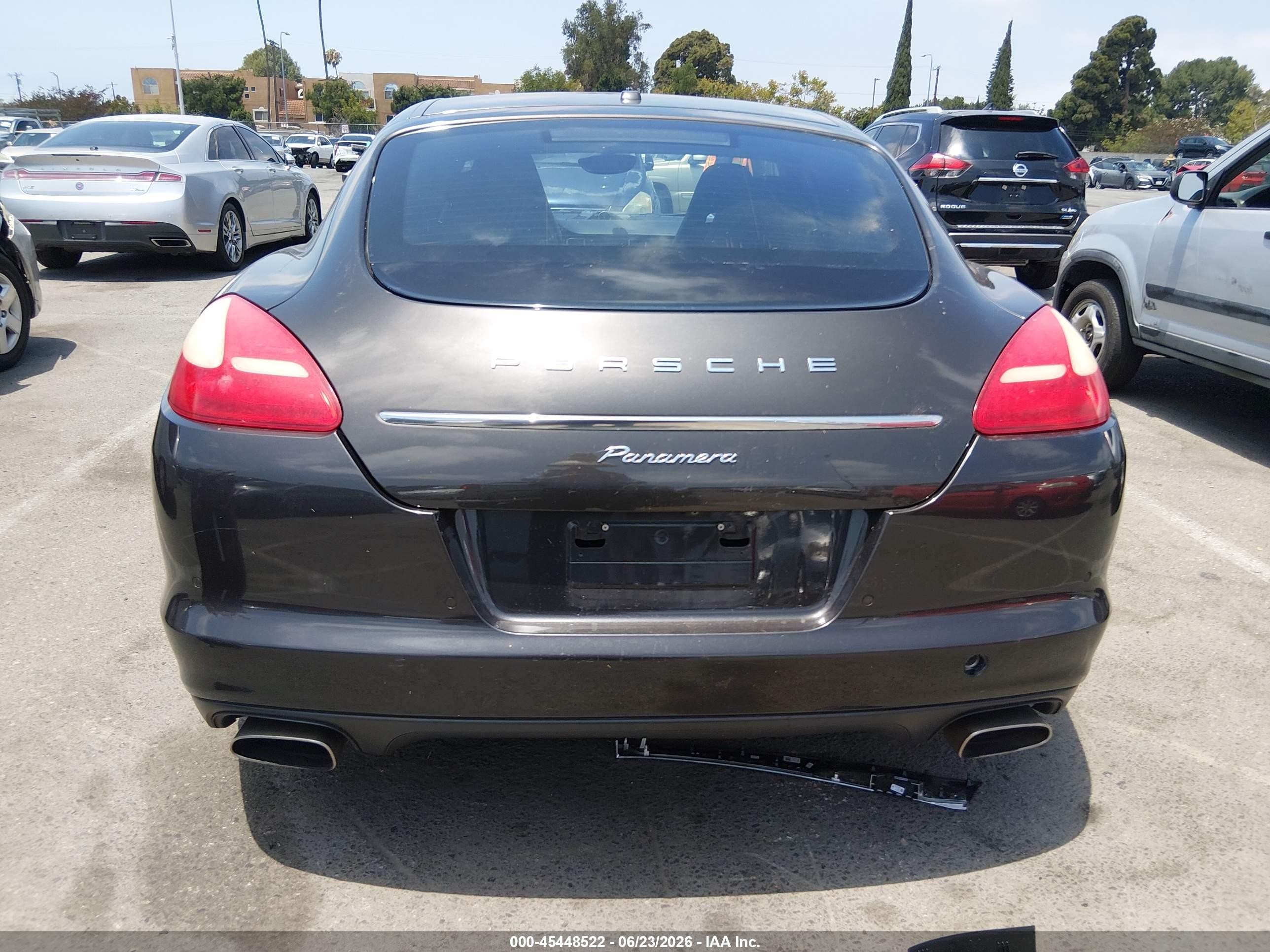 2013 Porsche Panamera 4 Серый vin: WP0AA2A73DL011572