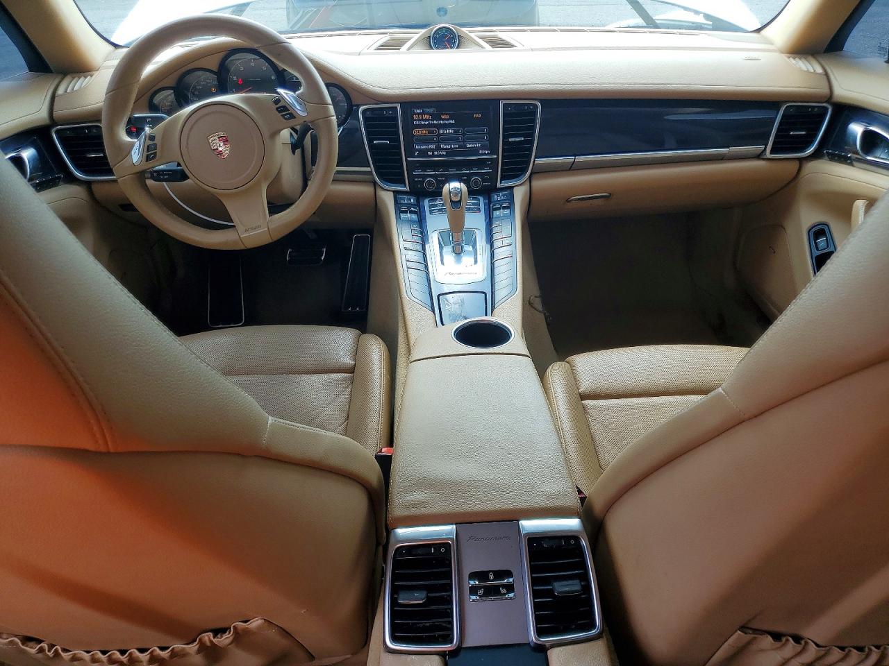 2014 Porsche Panamera 2 Белый vin: WP0AA2A73EL008110