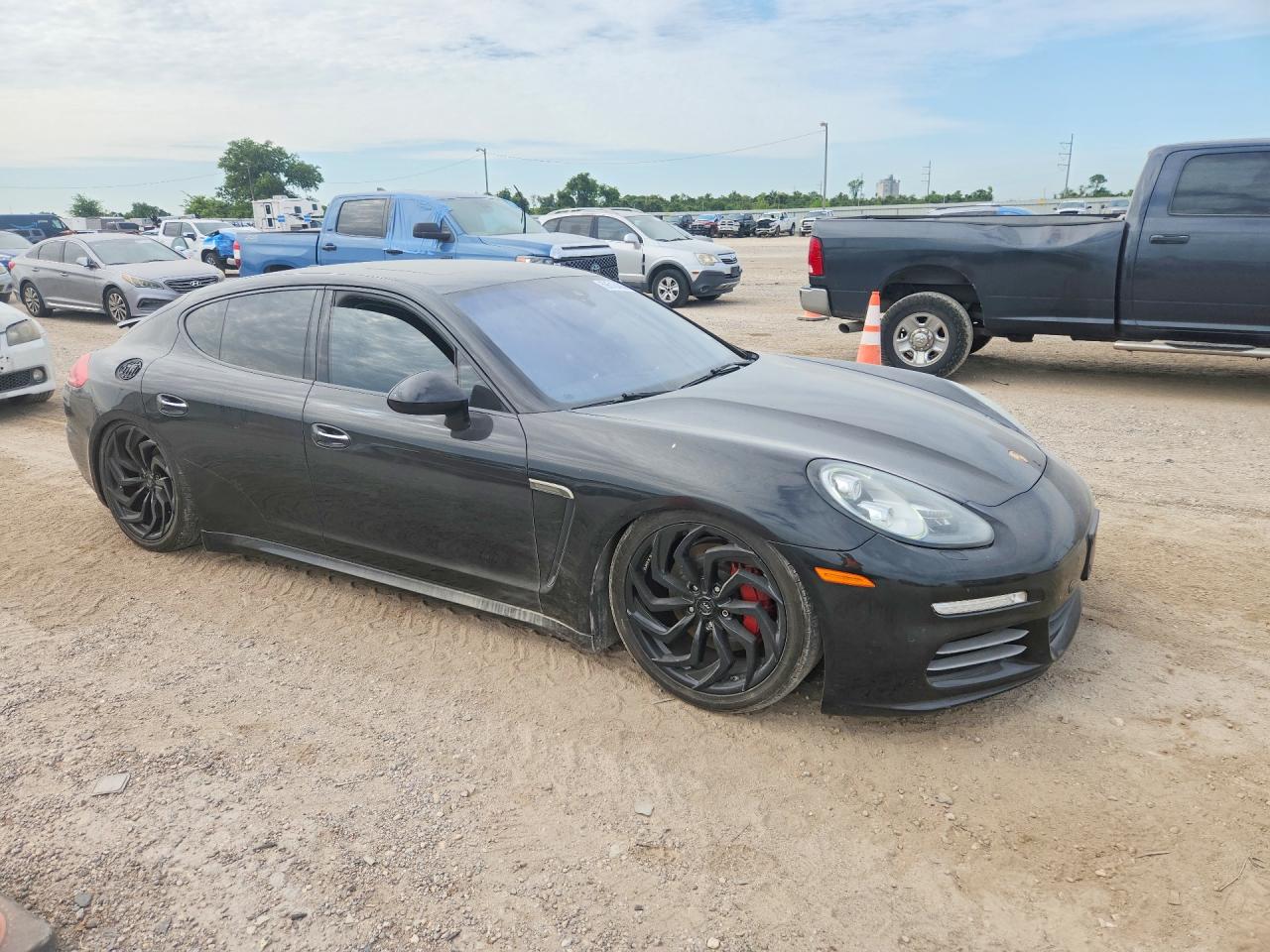 2014 Porsche Panamera 2 Черный vin: WP0AA2A73EL009774