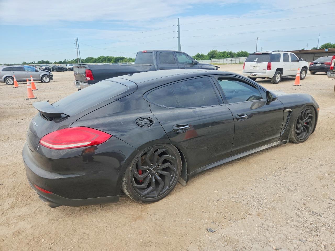 2014 Porsche Panamera 2 Черный vin: WP0AA2A73EL009774