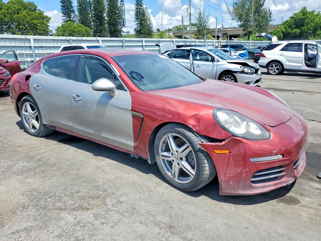 2015 Porsche Panamera 2 Бордовый vin: WP0AA2A73FL000977
