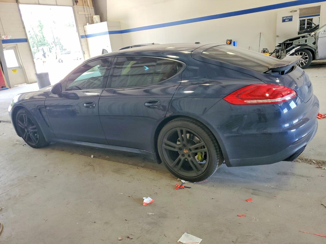 2015 Porsche Panamera 2 Blue vin: WP0AA2A73FL001448