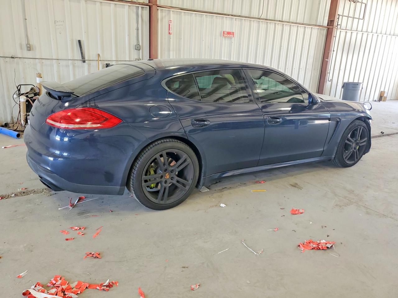 2015 Porsche Panamera 2 Blue vin: WP0AA2A73FL001448