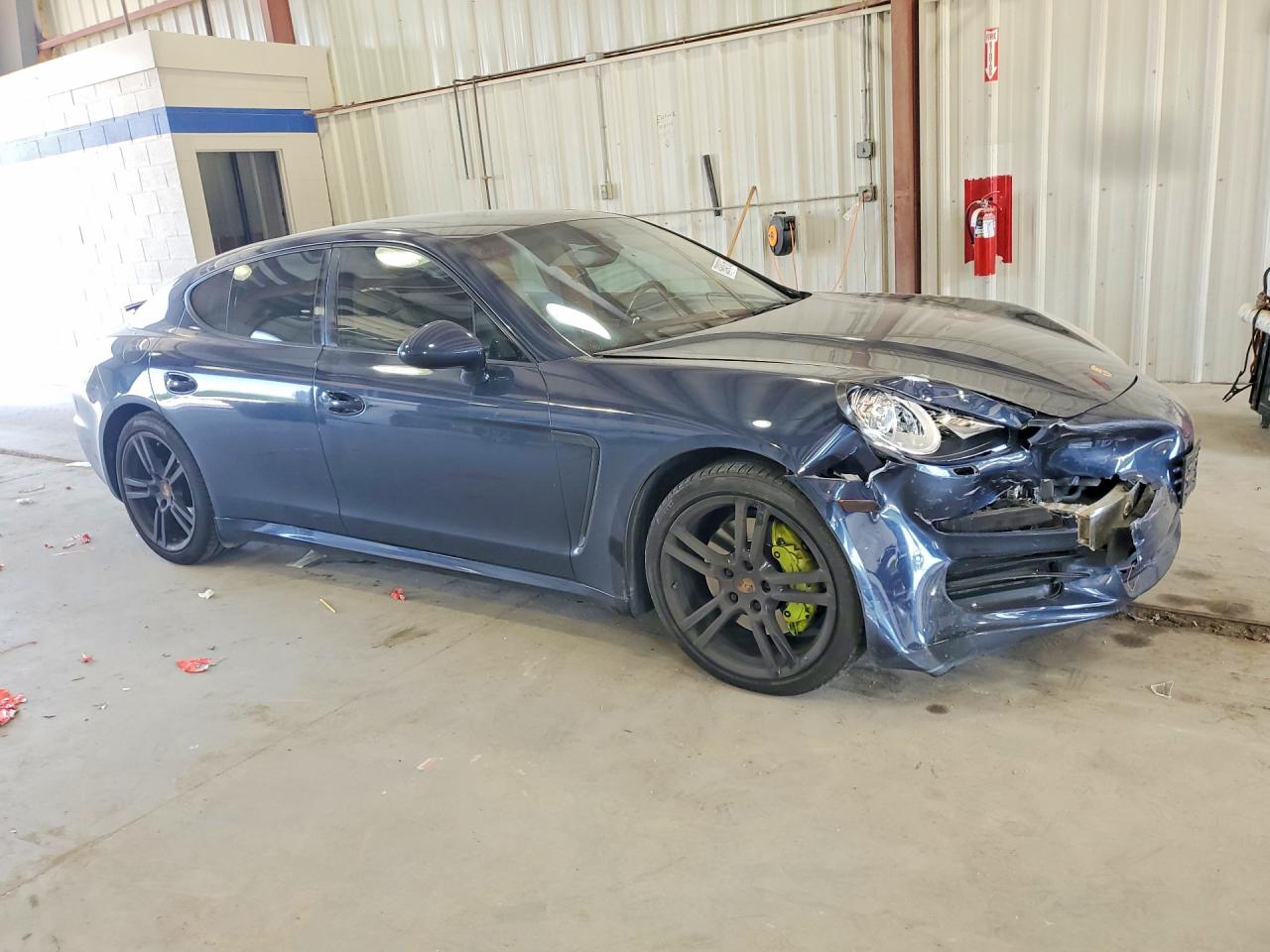 2015 Porsche Panamera 2 Blue vin: WP0AA2A73FL001448