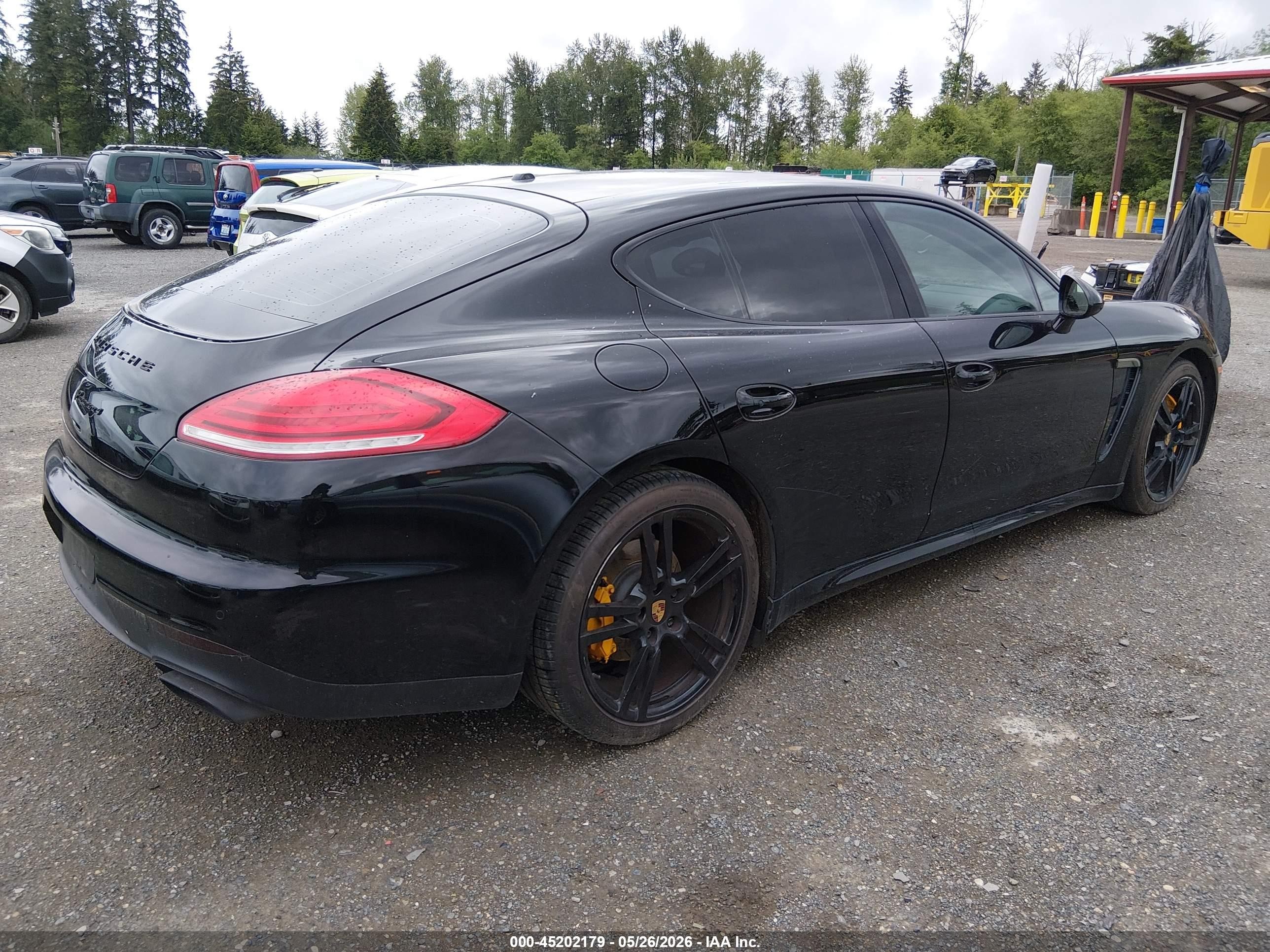 2016 Porsche Panamera 4 Black vin: WP0AA2A73GL005968