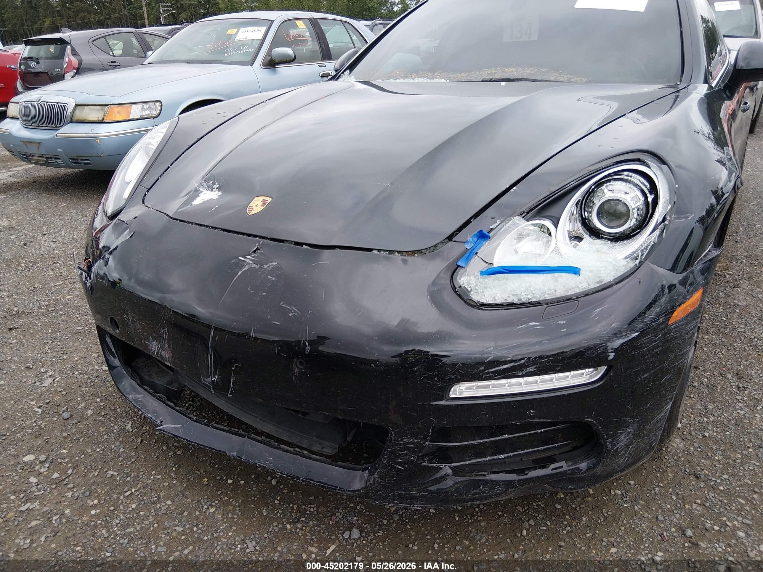 2016 Porsche Panamera 4 Black vin: WP0AA2A73GL005968