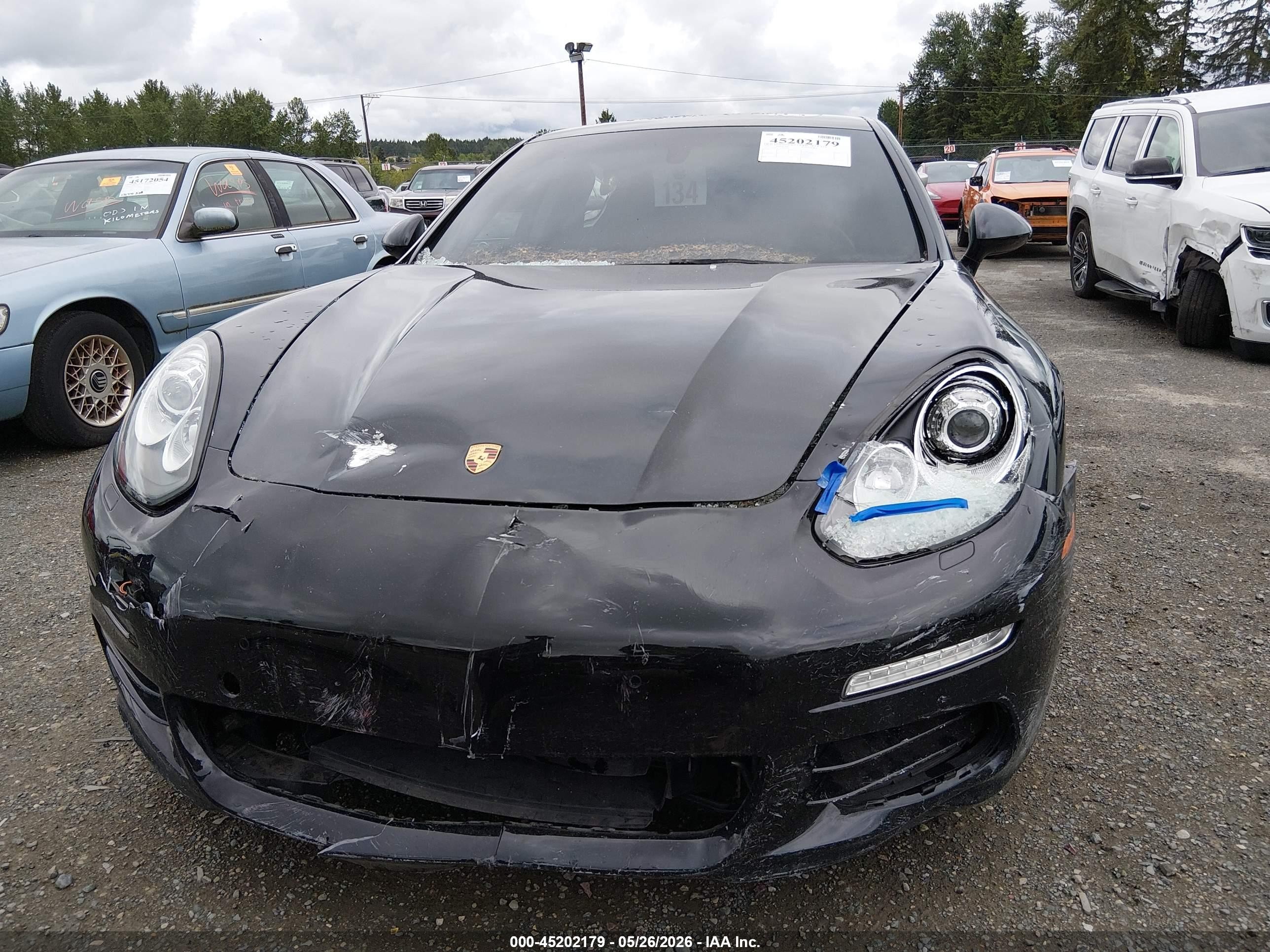 2016 Porsche Panamera 4 Black vin: WP0AA2A73GL005968