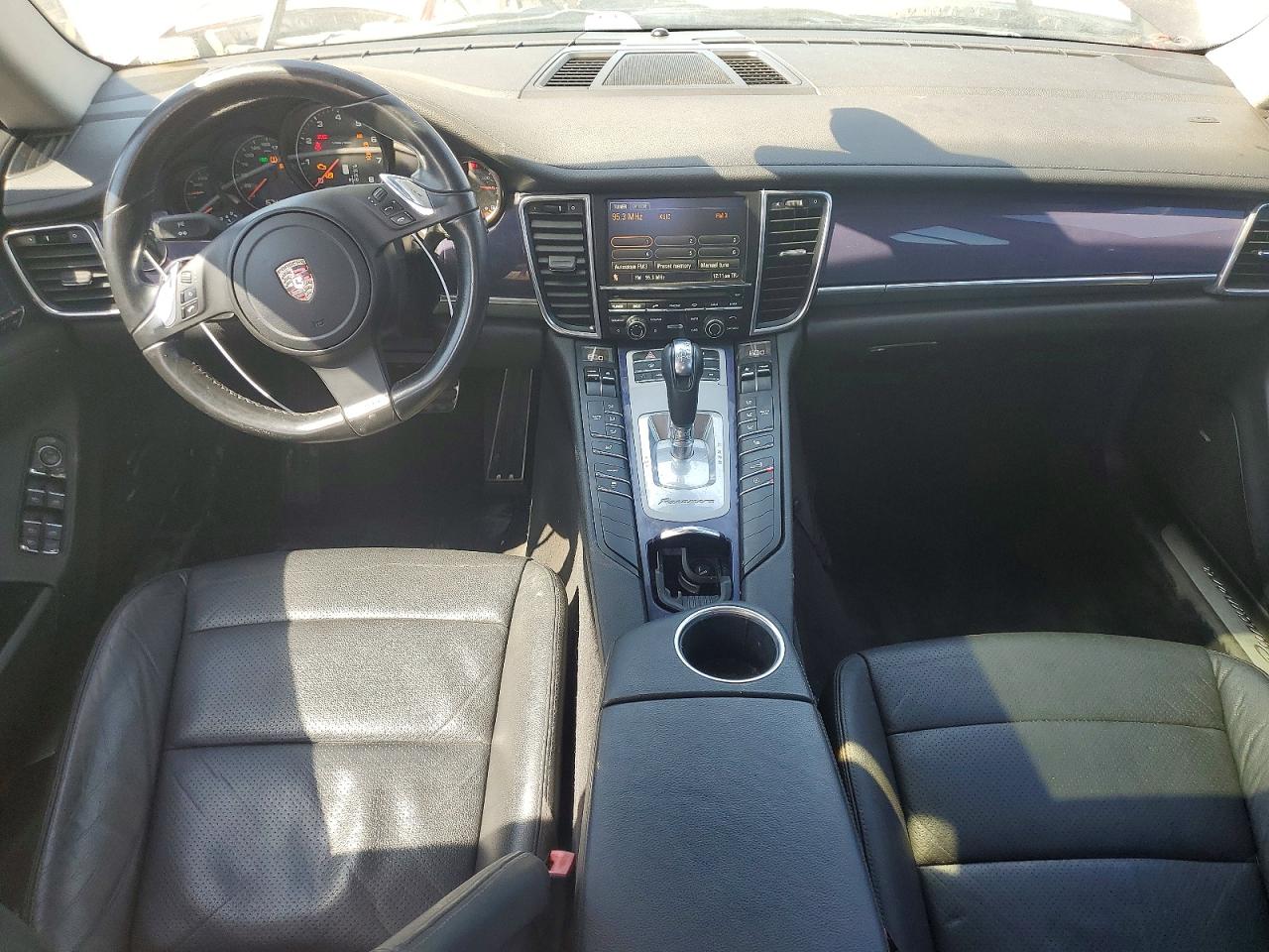 2011 Porsche Panamera 2 Коричневый vin: WP0AA2A74BL012288