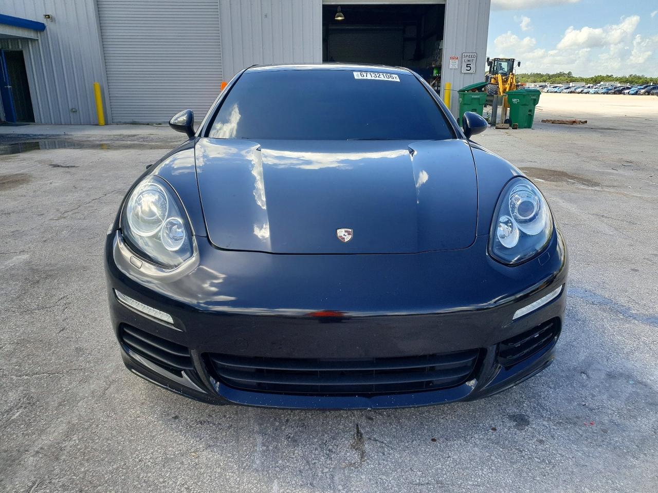 2014 Porsche Panamera 2 Черный vin: WP0AA2A74EL010450