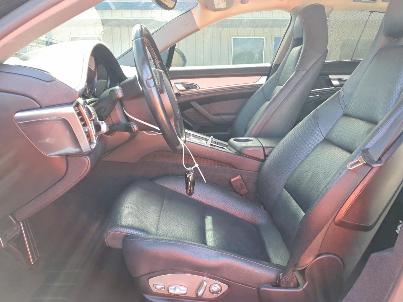 2014 Porsche Panamera 2 Черный vin: WP0AA2A74EL010450