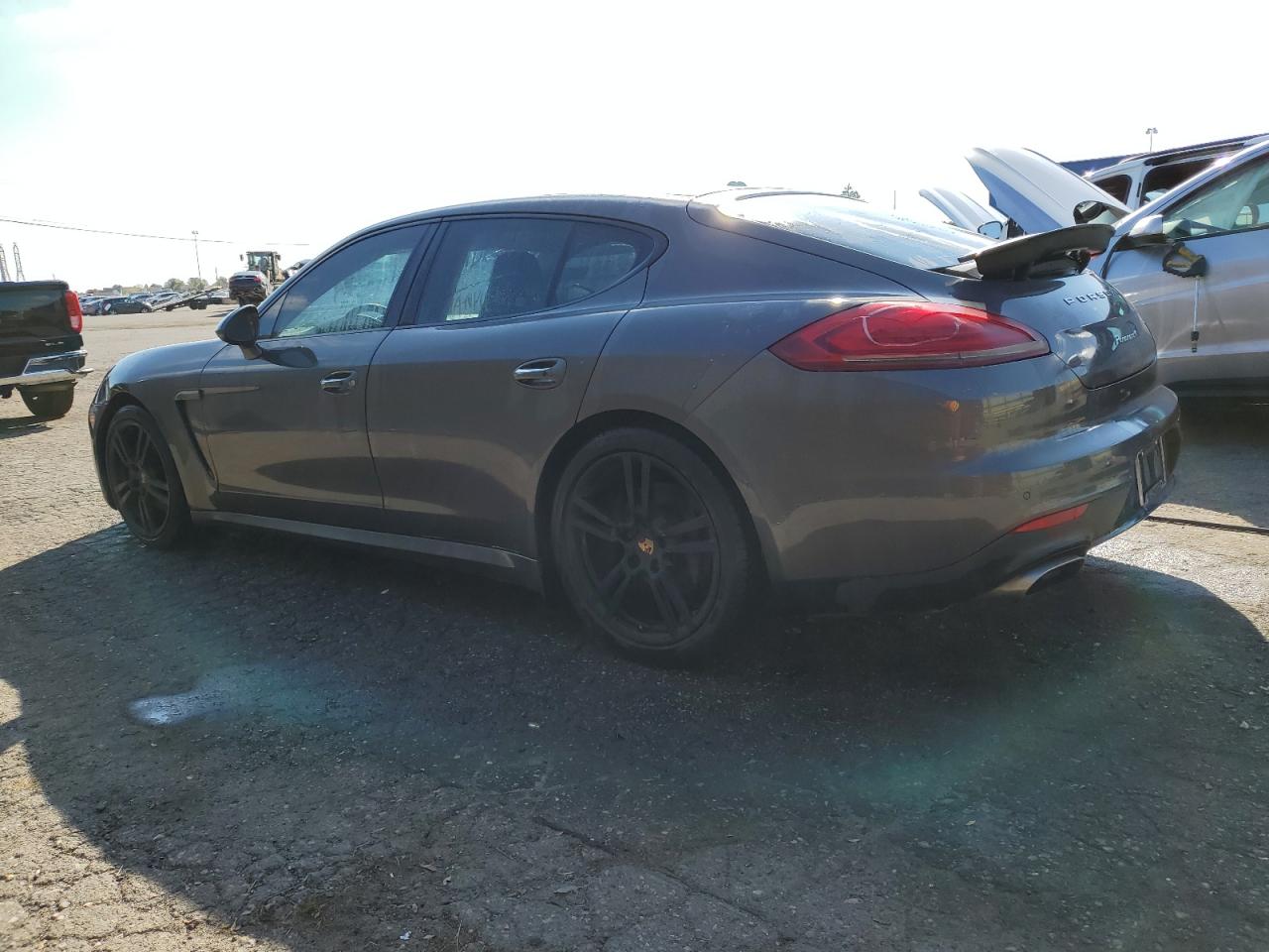 2014 Porsche Panamera 2 Серый vin: WP0AA2A74EL011436