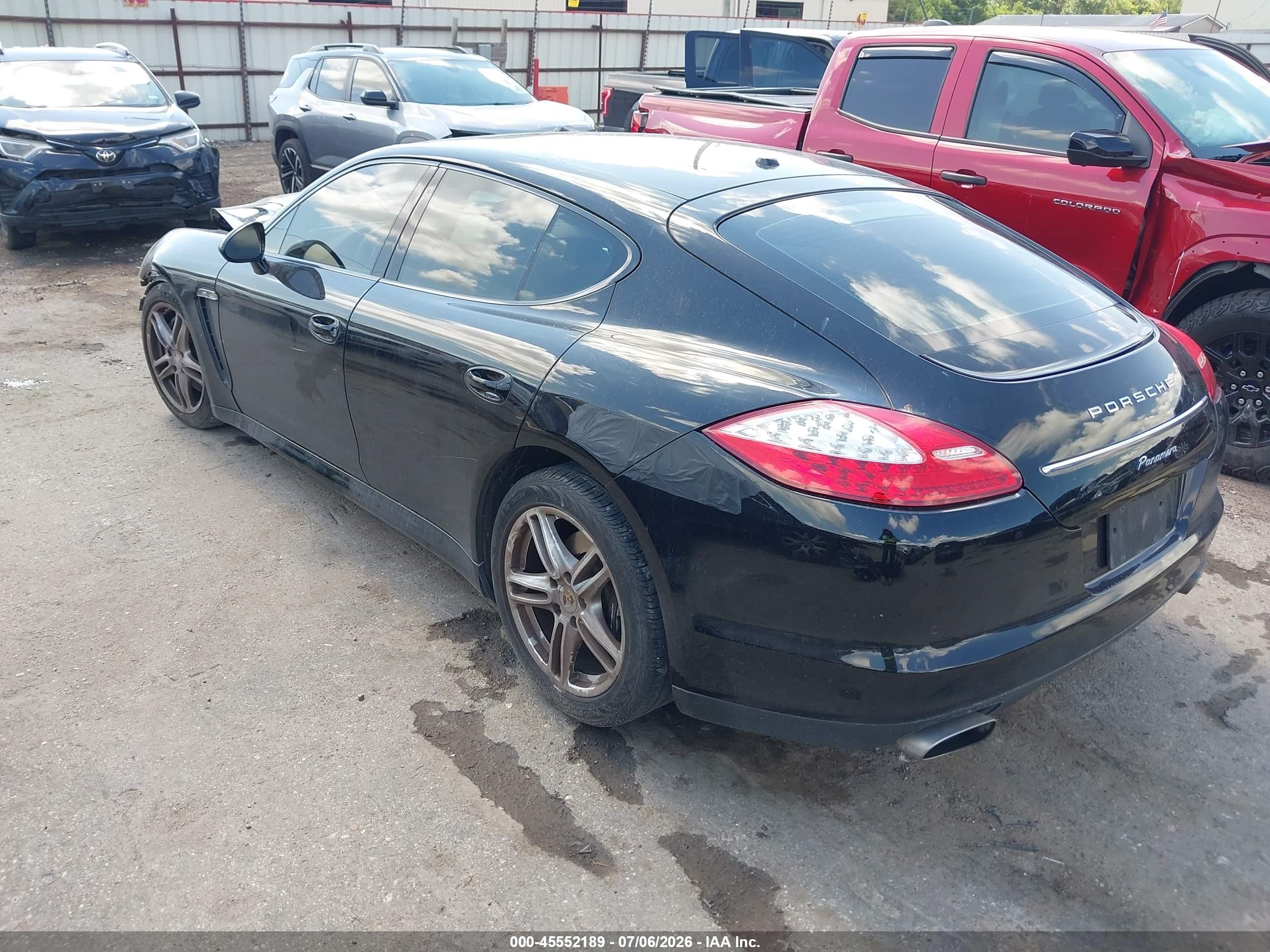 2011 Porsche Panamera 4 Black vin: WP0AA2A75BL010419