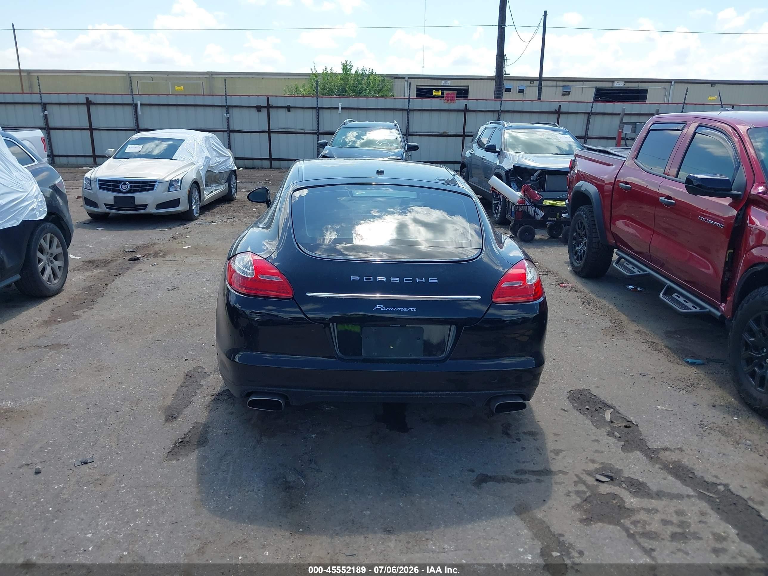 2011 Porsche Panamera 4 Black vin: WP0AA2A75BL010419