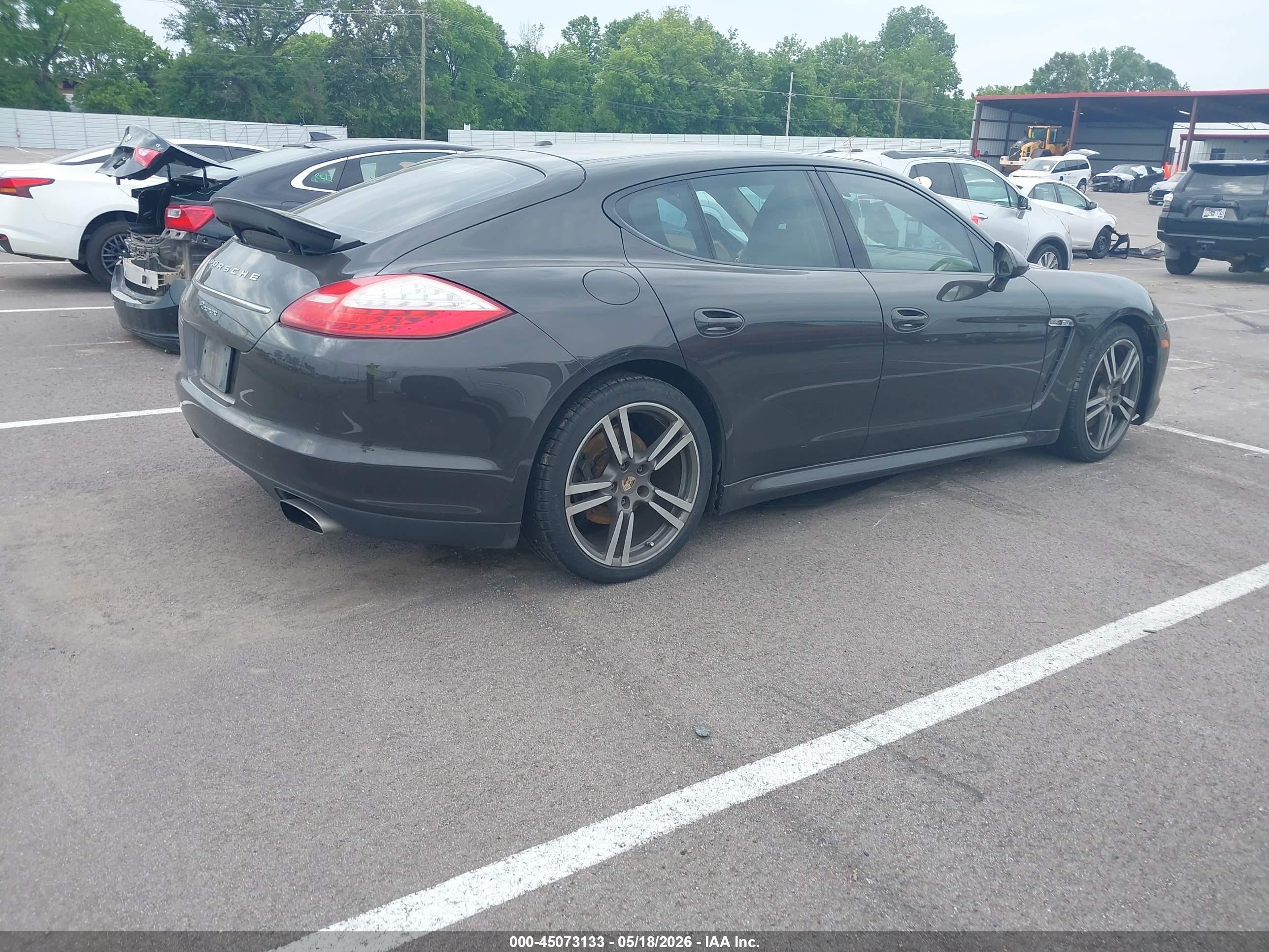 2012 Porsche Panamera 4 Brown vin: WP0AA2A75CL010034