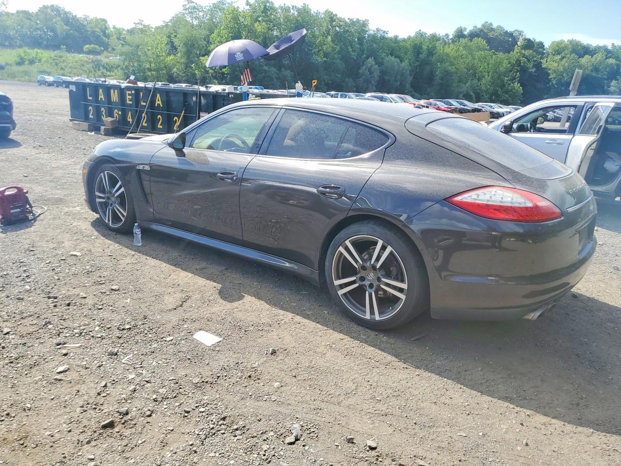 2012 Porsche Panamera 2 Brown vin: WP0AA2A75CL072582