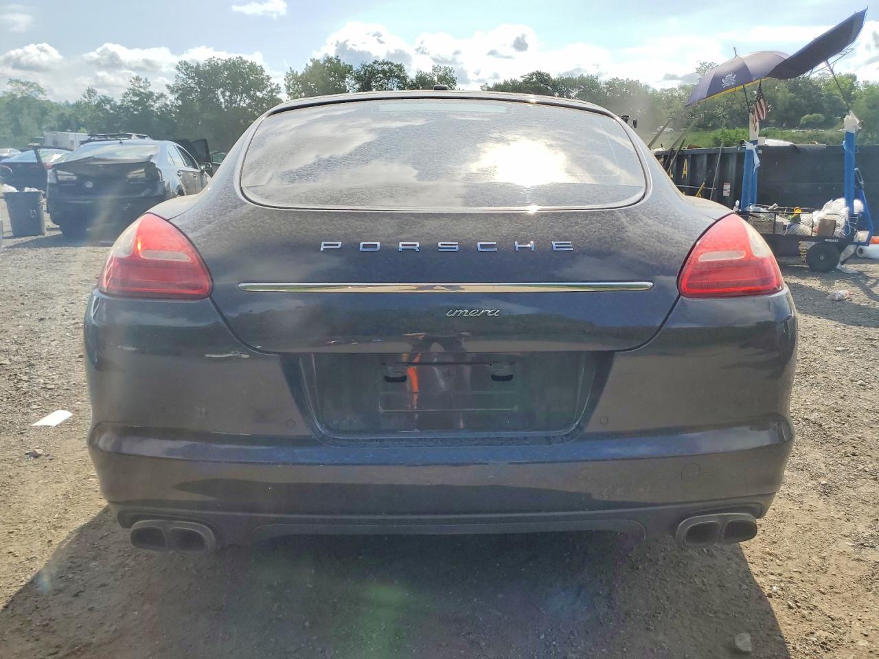 2012 Porsche Panamera 2 Brown vin: WP0AA2A75CL072582