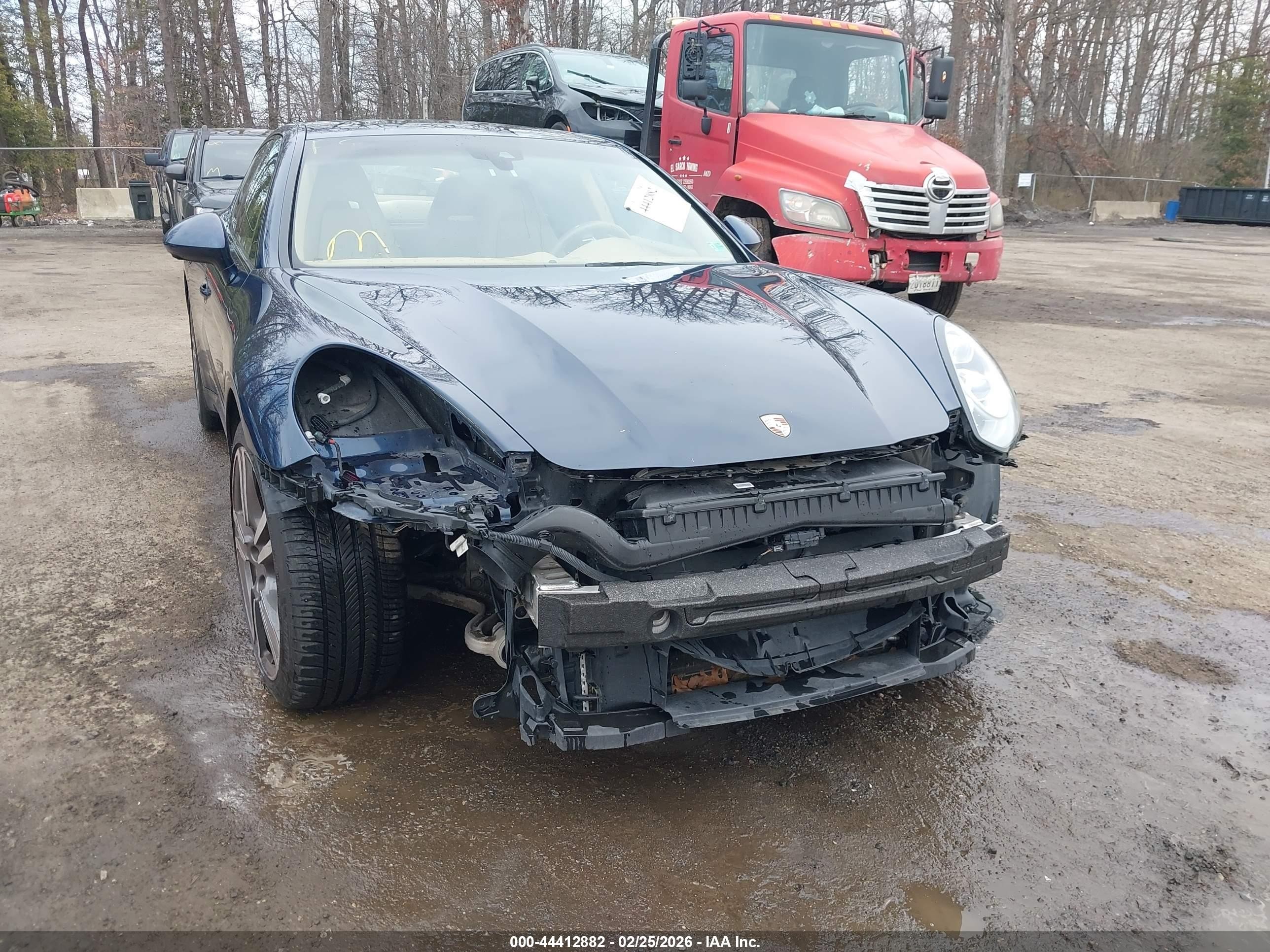 2014 Porsche Panamera 4 Blue vin: WP0AA2A75EL008965