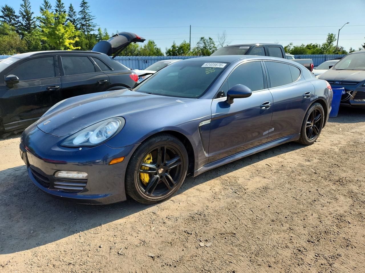 2011 Porsche Panamera 2 Gray vin: WP0AA2A76BL014785