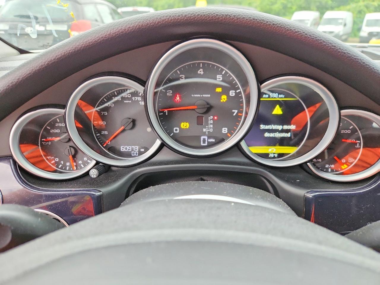 2012 Porsche Panamera 2 Белый vin: WP0AA2A76CL070663