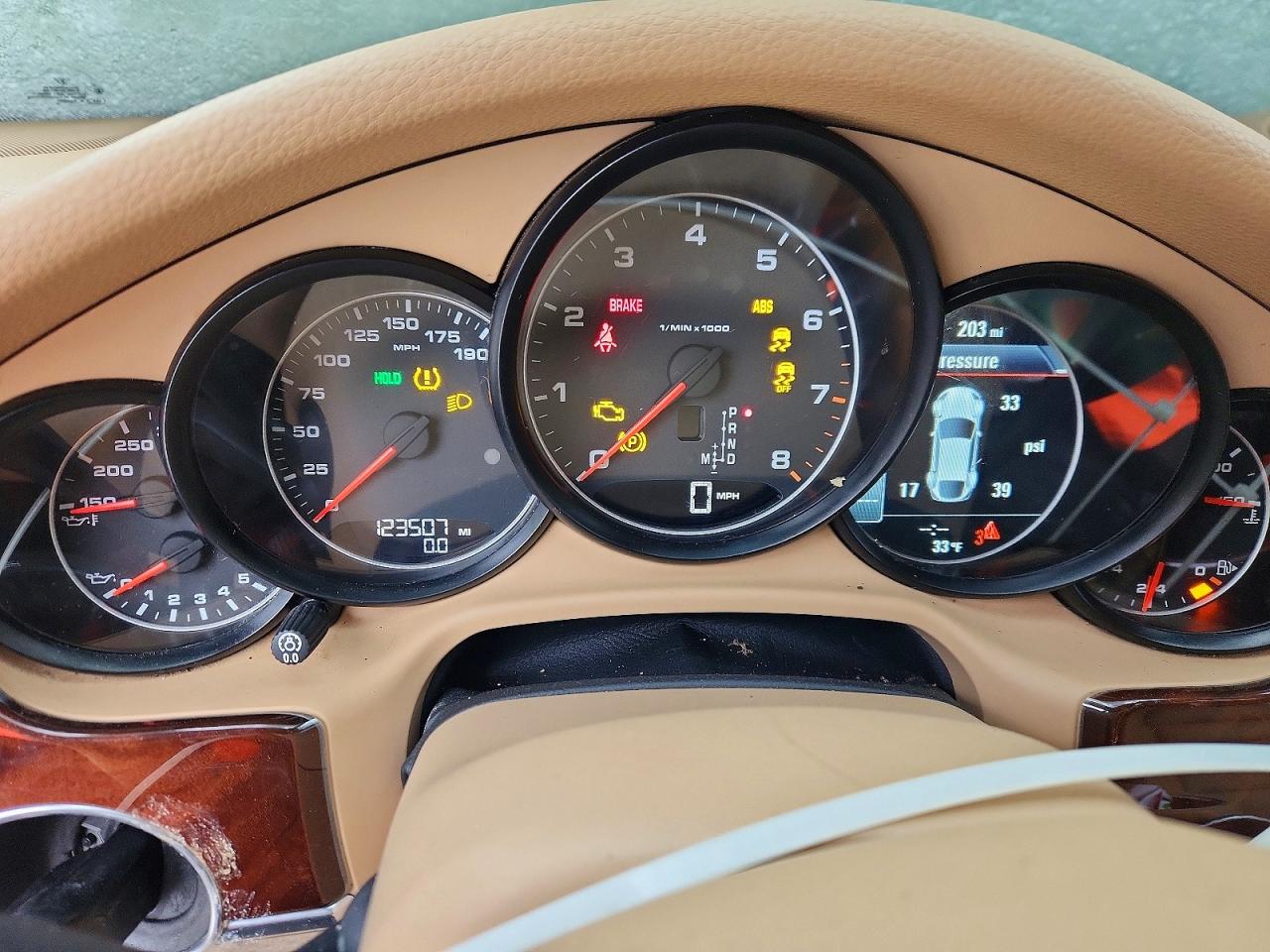 2013 Porsche Panamera 2 Желто-коричневый vin: WP0AA2A76DL013817