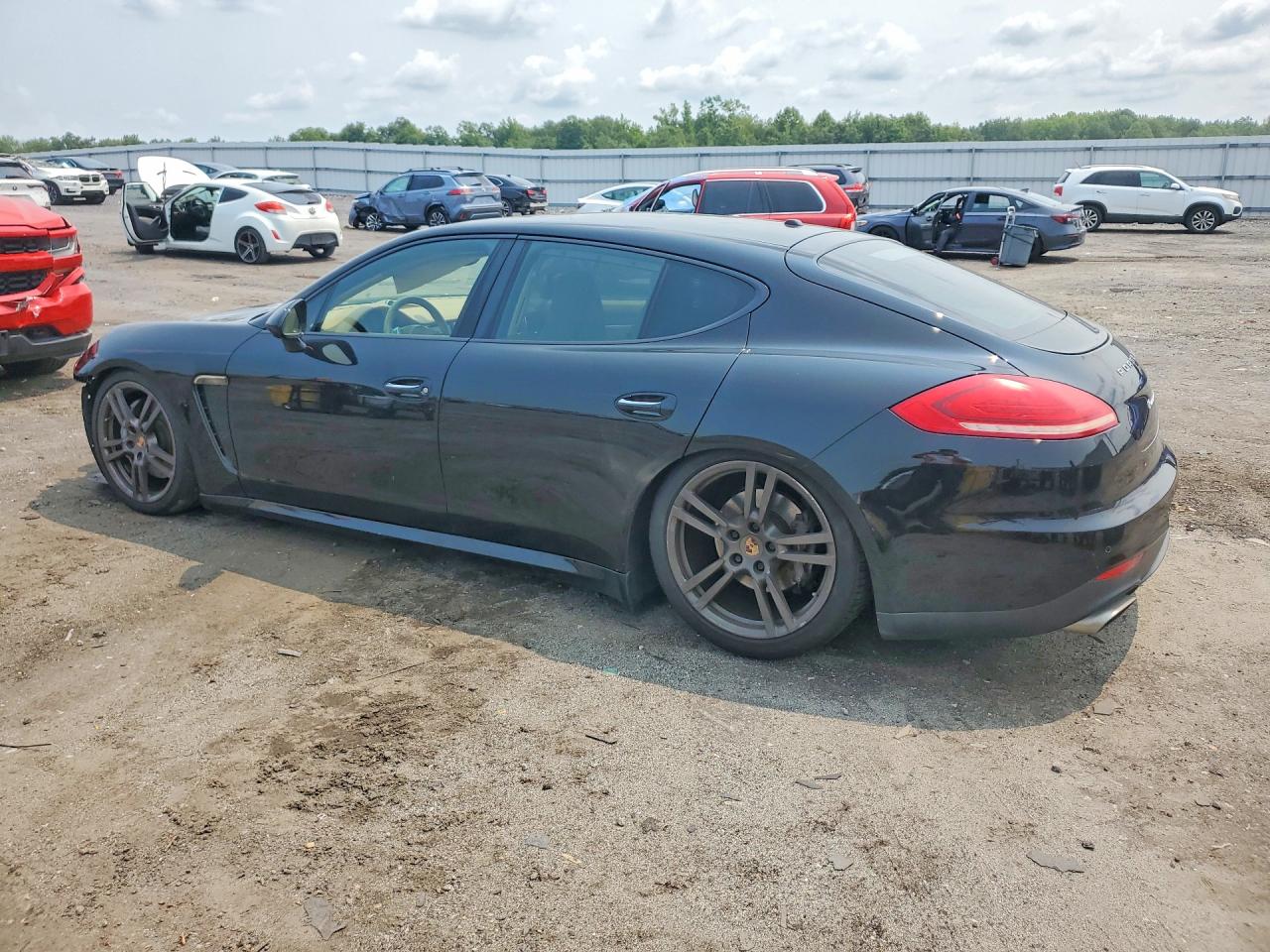 2014 Porsche Panamera 2 Black vin: WP0AA2A76EL006142