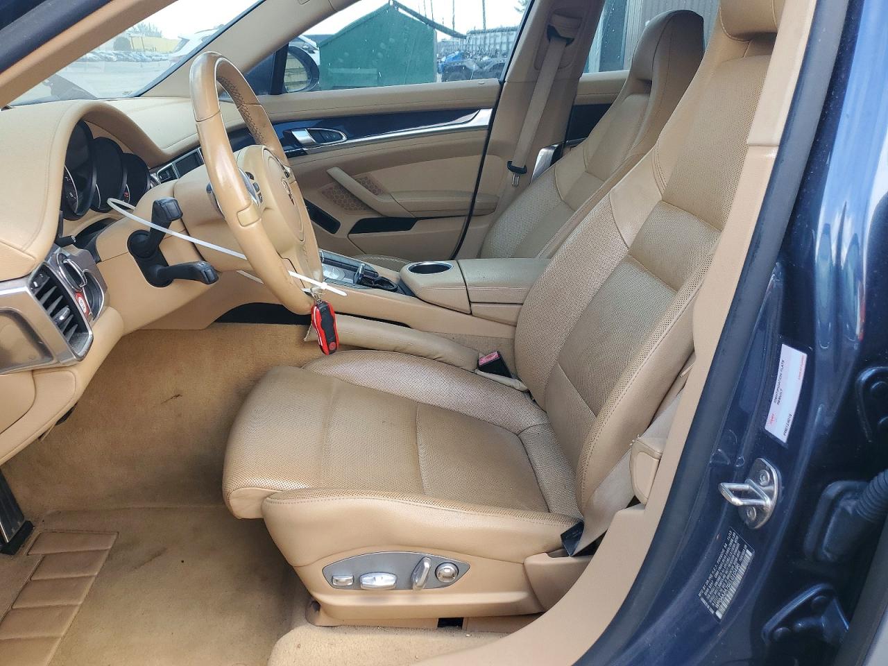 2014 Porsche Panamera 2 Gray vin: WP0AA2A76EL010496