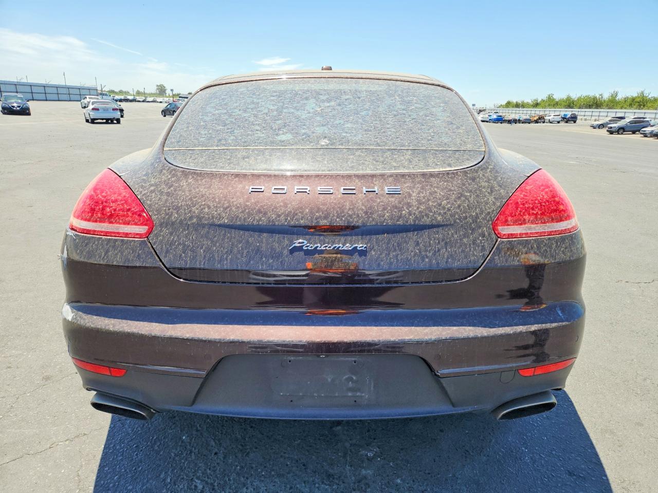 2014 Porsche Panamera 2 Burgundy vin: WP0AA2A76EL014077