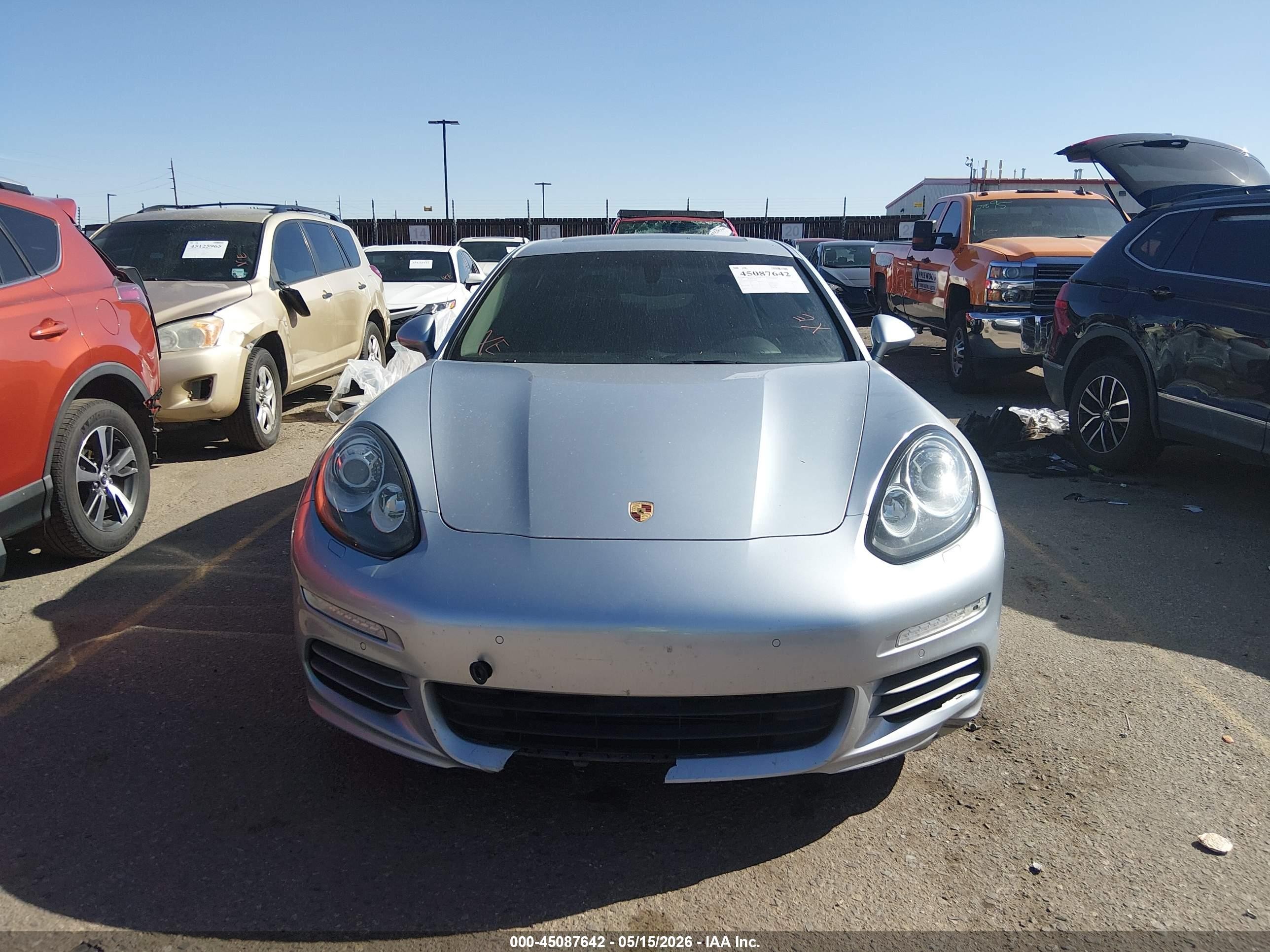 2015 Porsche Panamera 4 Silver vin: WP0AA2A76FL003310