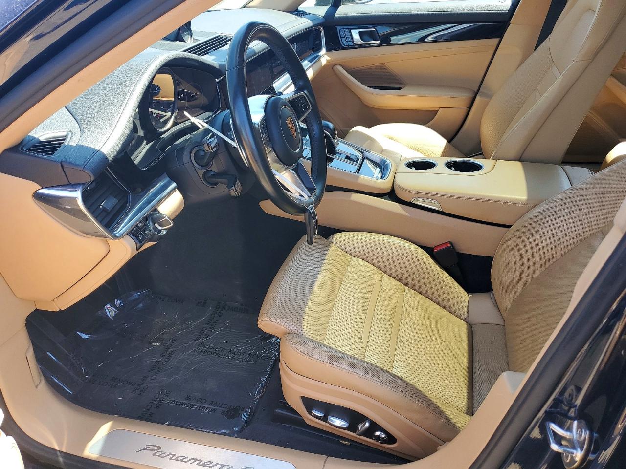 2018 Porsche Panamera 4 Blue vin: WP0AA2A76JL107529