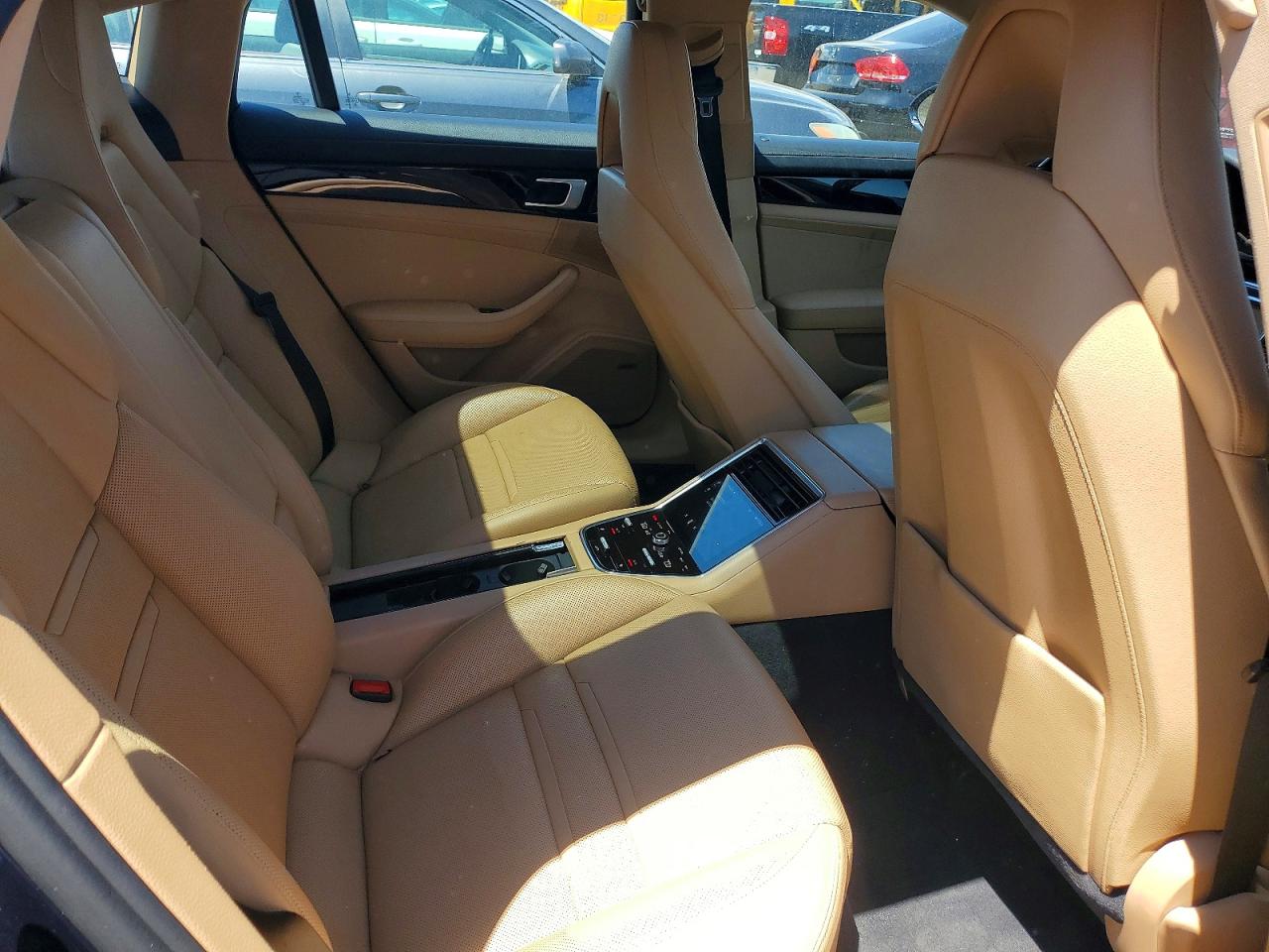 2018 Porsche Panamera 4 Blue vin: WP0AA2A76JL107529