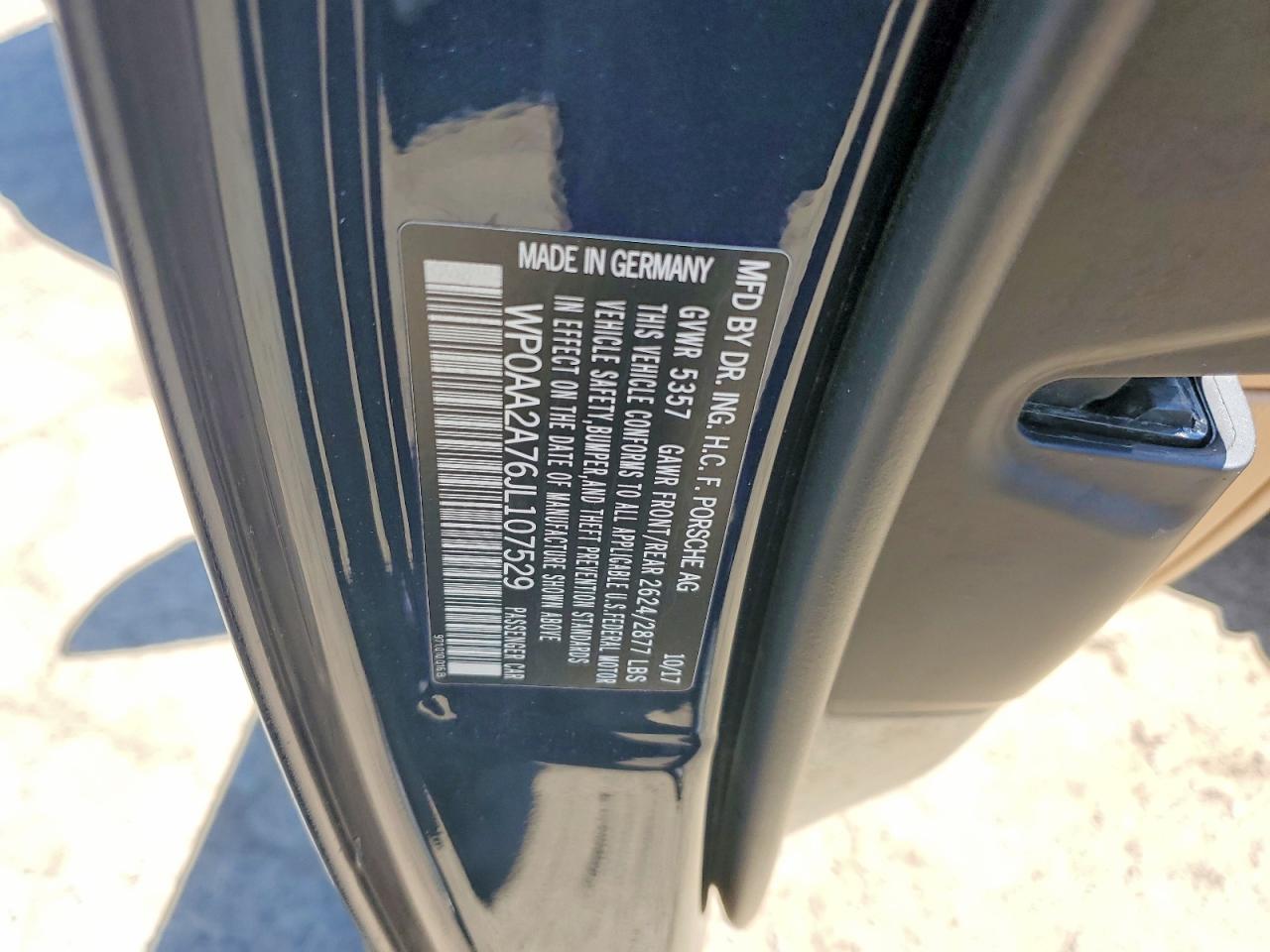 2018 Porsche Panamera 4 Blue vin: WP0AA2A76JL107529