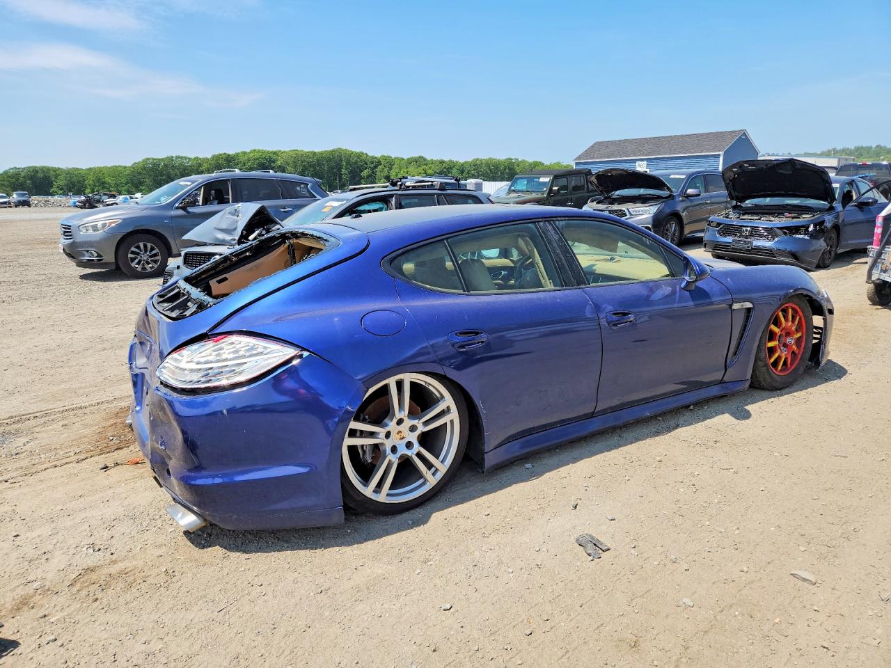 2012 Porsche Panamera 2 Blue vin: WP0AA2A77CL014618