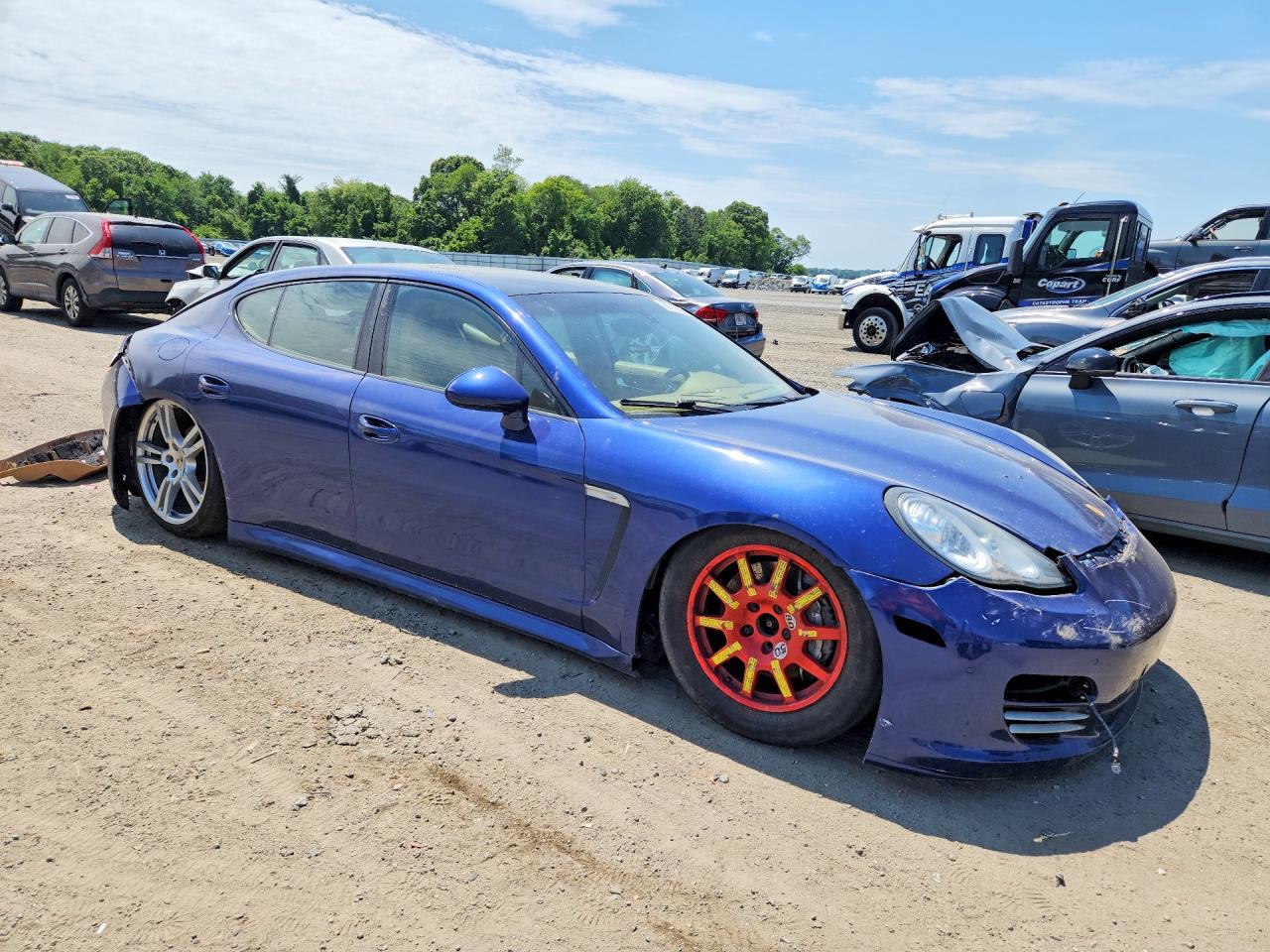 2012 Porsche Panamera 2 Blue vin: WP0AA2A77CL014618