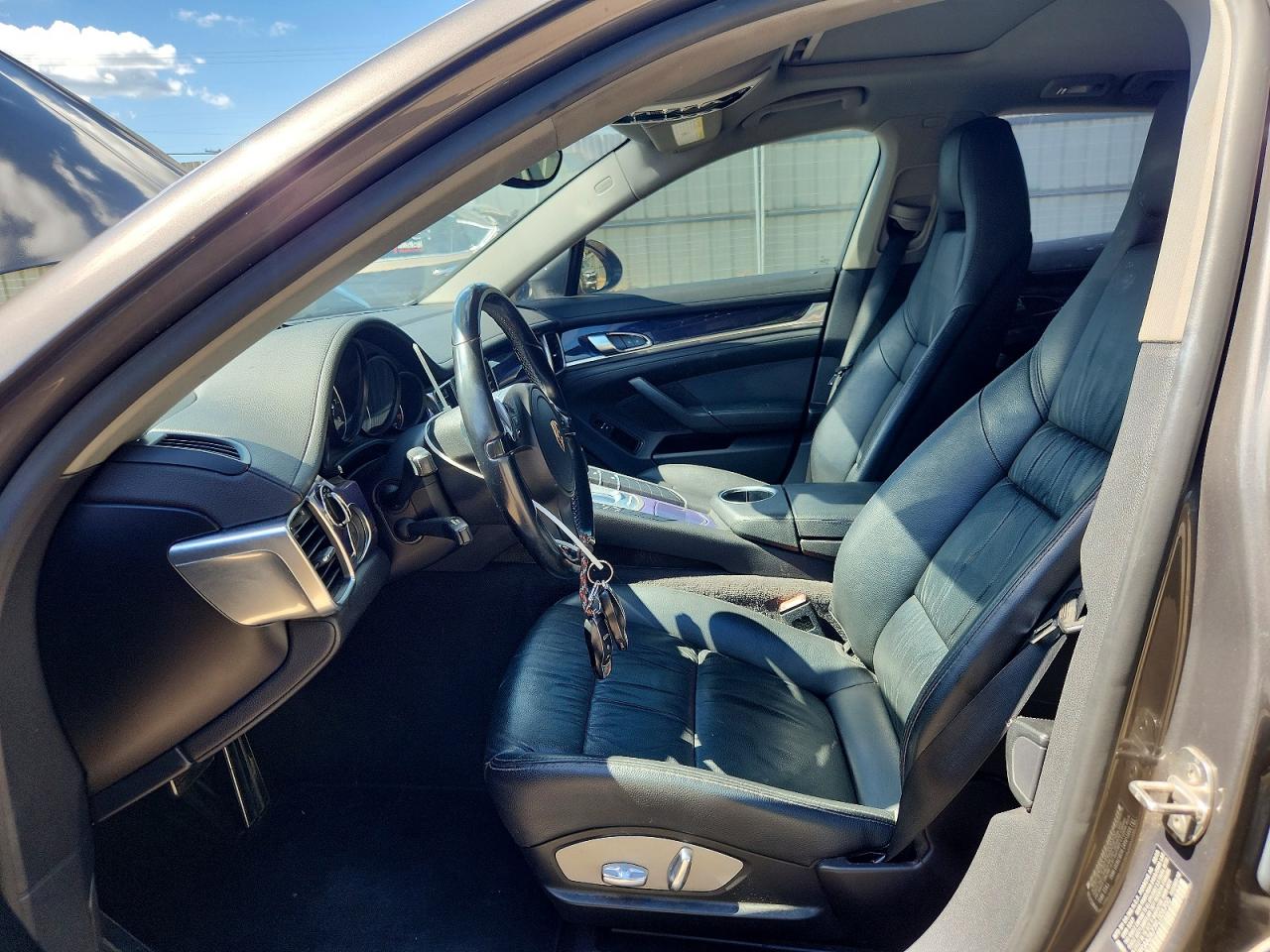 2015 Porsche Panamera 2 Gray vin: WP0AA2A77FL005700