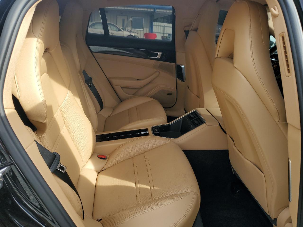 2018 Porsche Panamera 4 Черный vin: WP0AA2A77JL110357