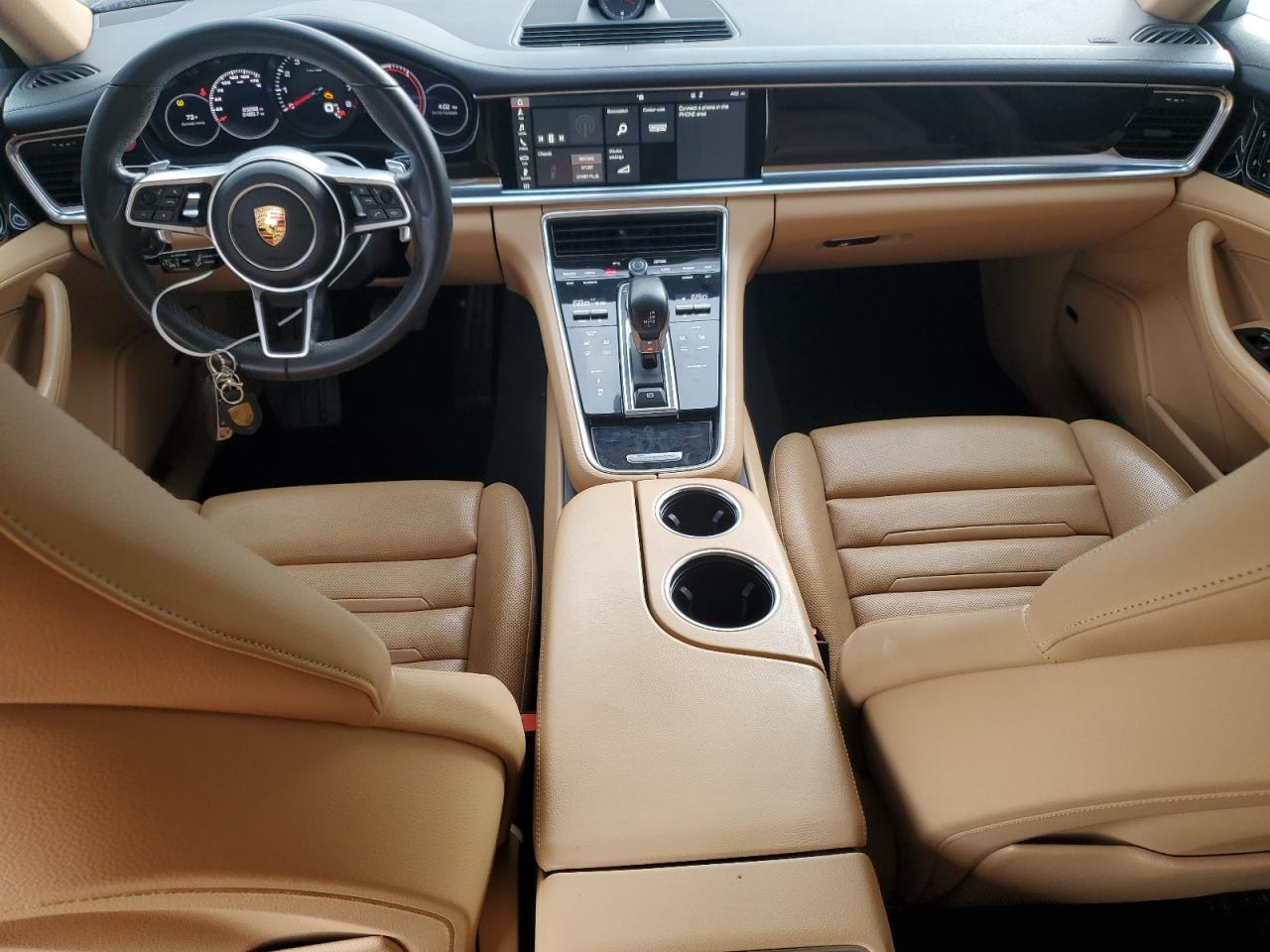 2018 Porsche Panamera 4 Черный vin: WP0AA2A77JL110357
