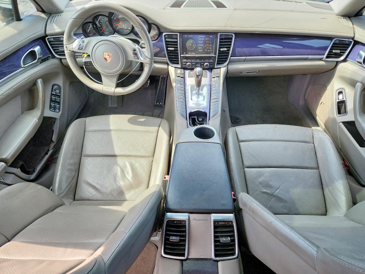 2011 Porsche Panamera 2 Серый vin: WP0AA2A78BL010785