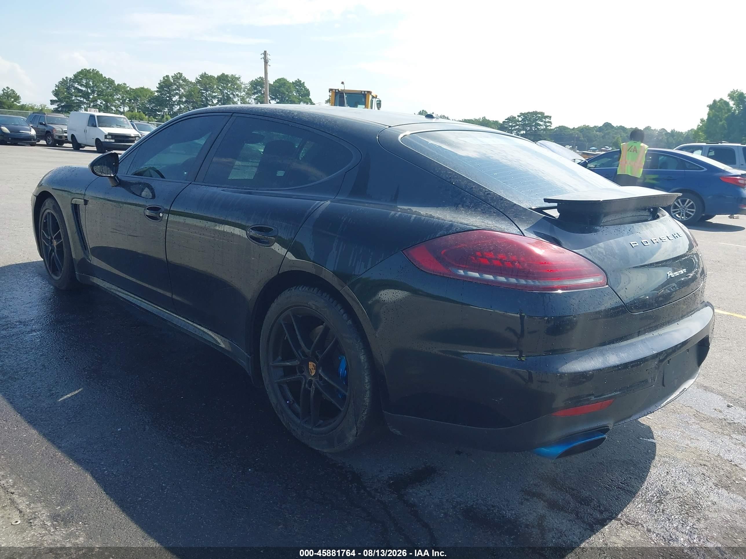 2015 Porsche Panamera 4 Черный vin: WP0AA2A78FL000778