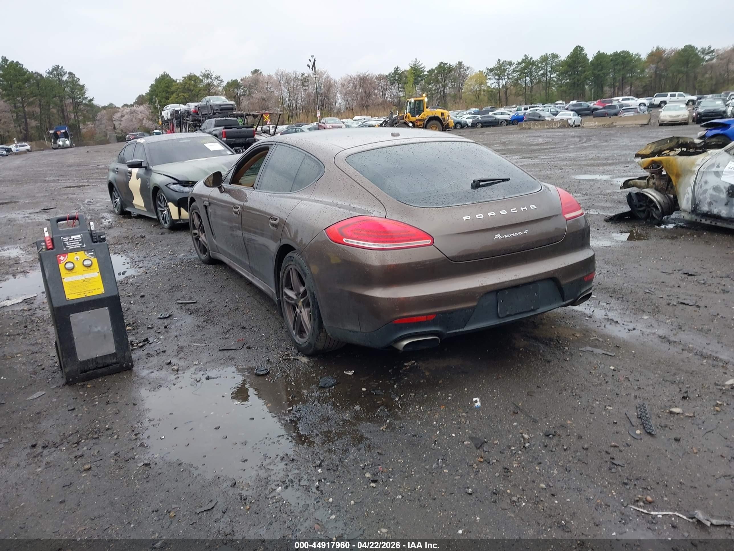2015 Porsche Panamera 4 Brown vin: WP0AA2A78FL005981