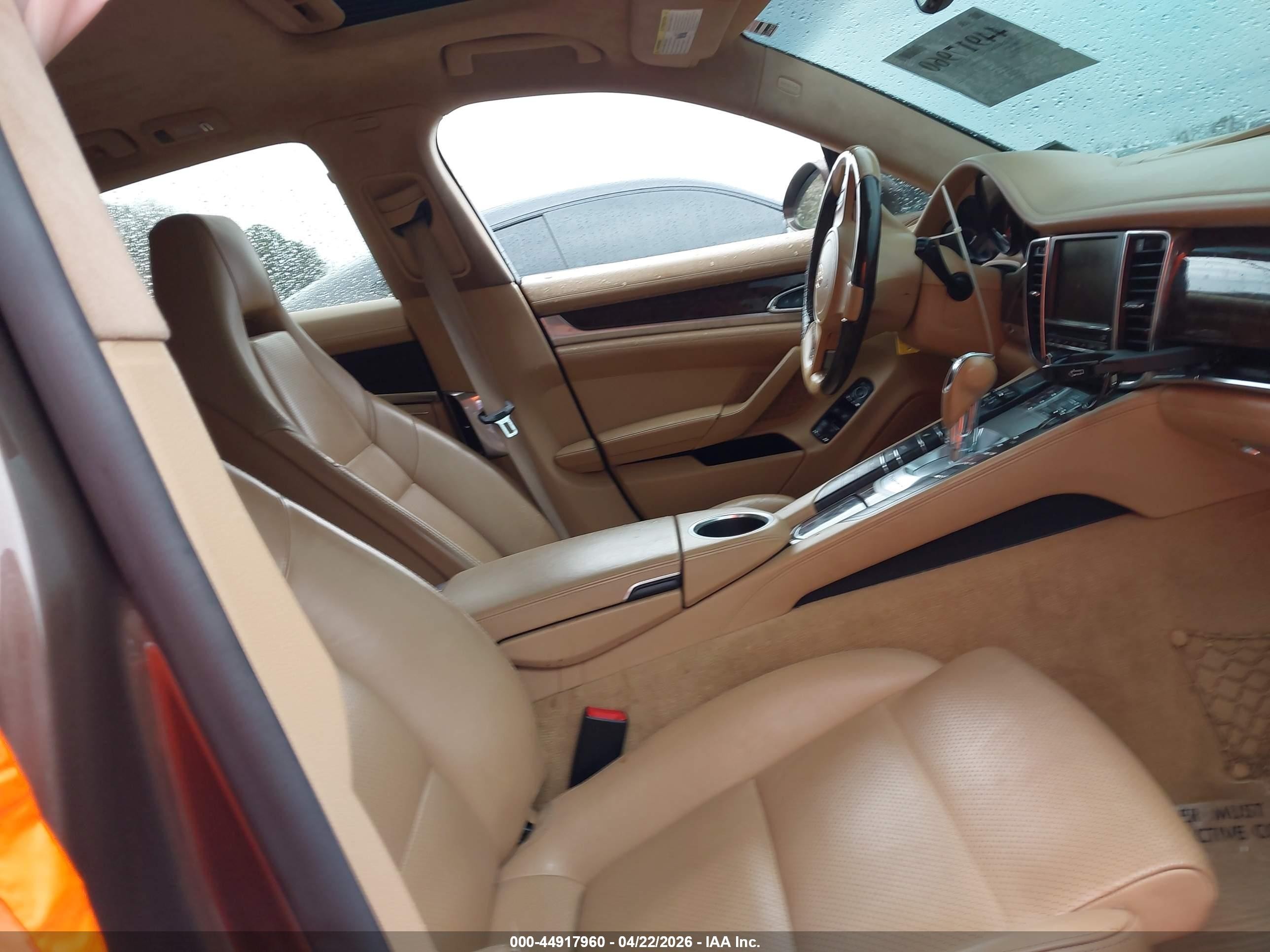 2015 Porsche Panamera 4 Brown vin: WP0AA2A78FL005981