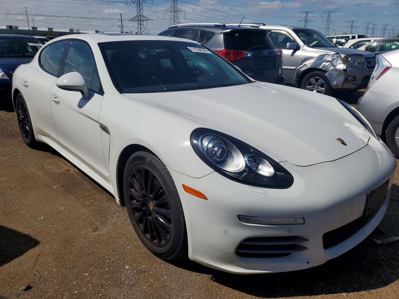 2014 Porsche Panamera 2 White vin: WP0AA2A79EL013649